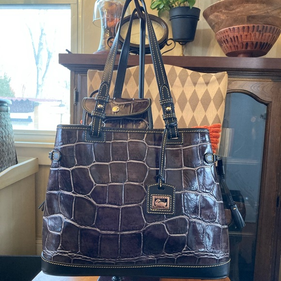 Dooney & Bourke Croc Embossed Black / Eggplant Tote - Picture 8 of 13